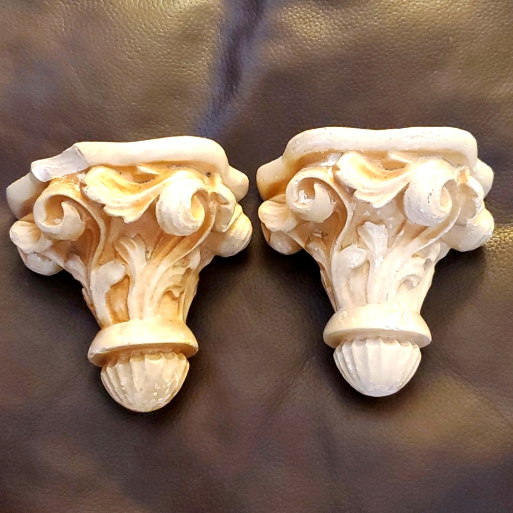 Antique chalkware corbel set